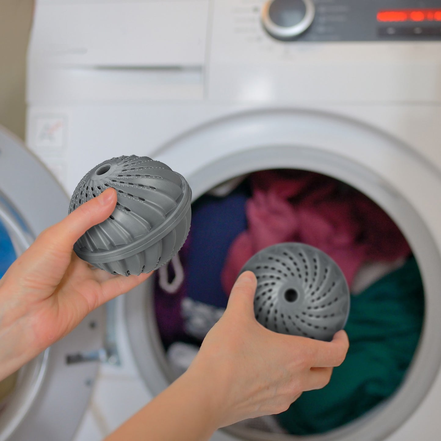 Laundry Ball Set of 2