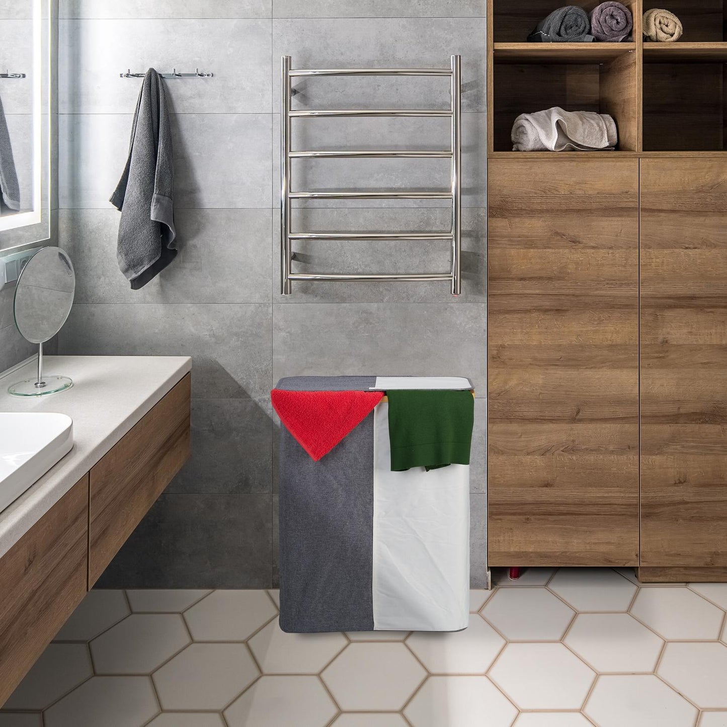 Laundry basket with 2 compartments 110 l