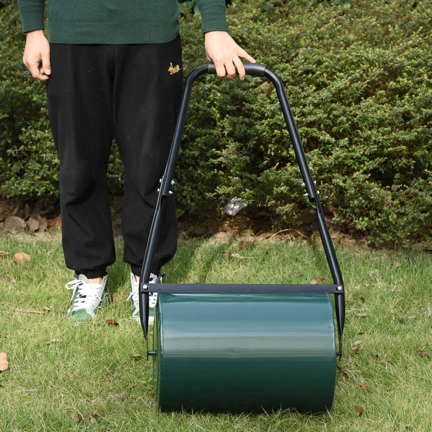 Lawn roller with U-handle, 31 cm diameter, metal, green