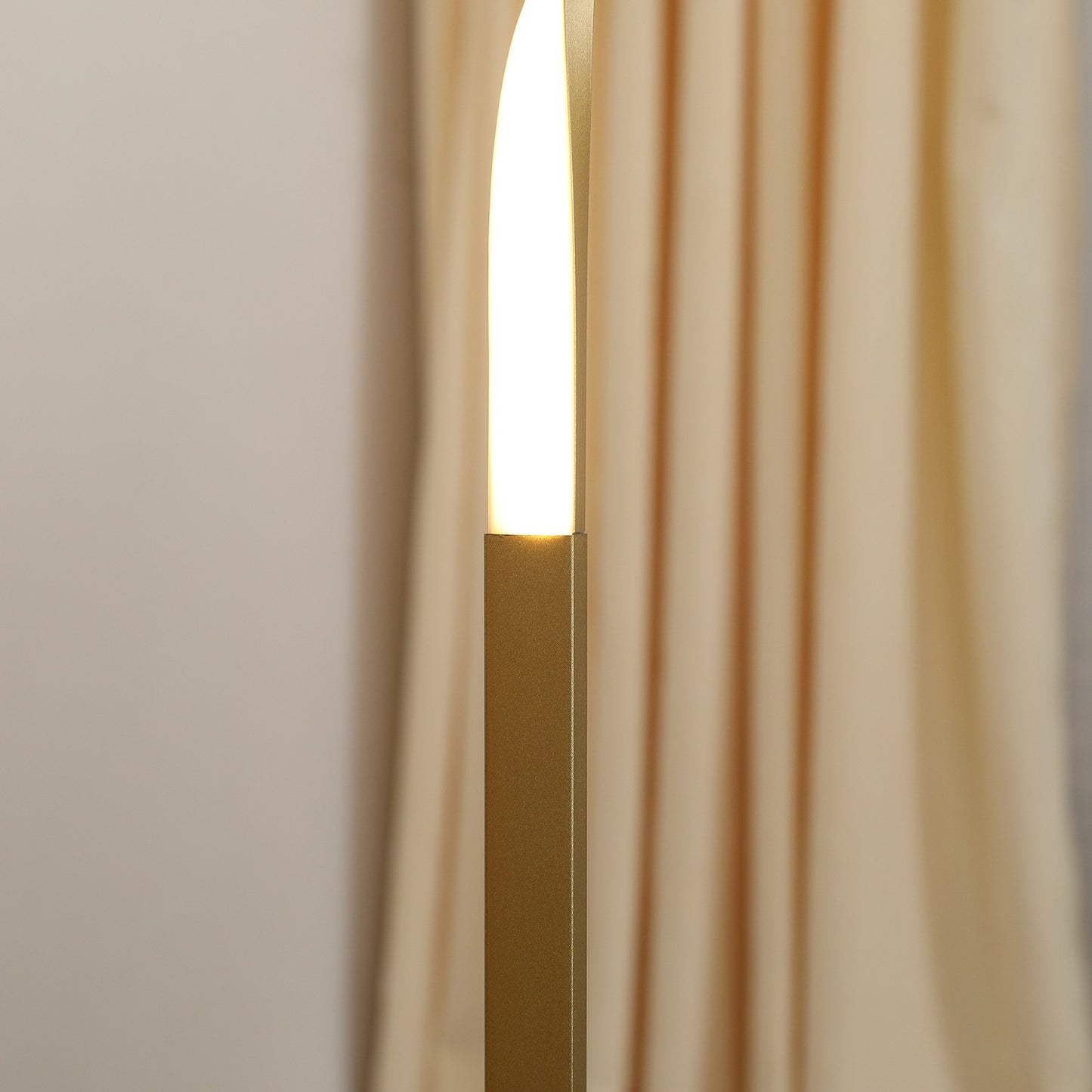 Warm white LED Spiral Floor Lamp, Waterproof, 10W