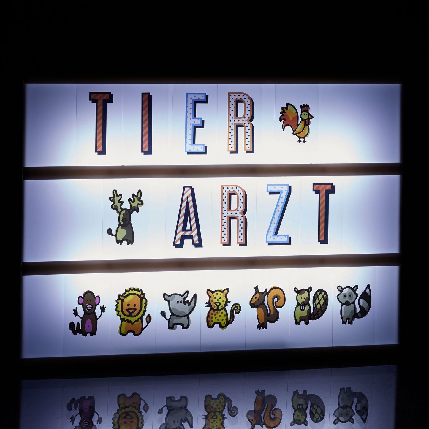 Lightbox extension set with 240 characters
