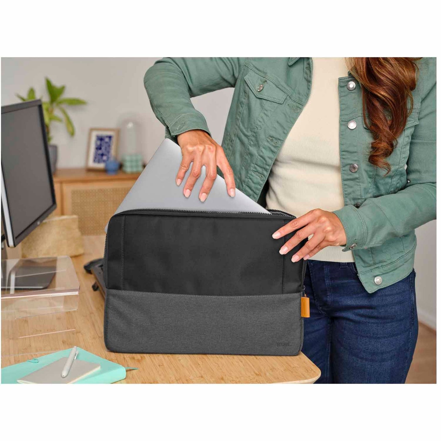 Lisboa Sleeve for laptop 16" Black