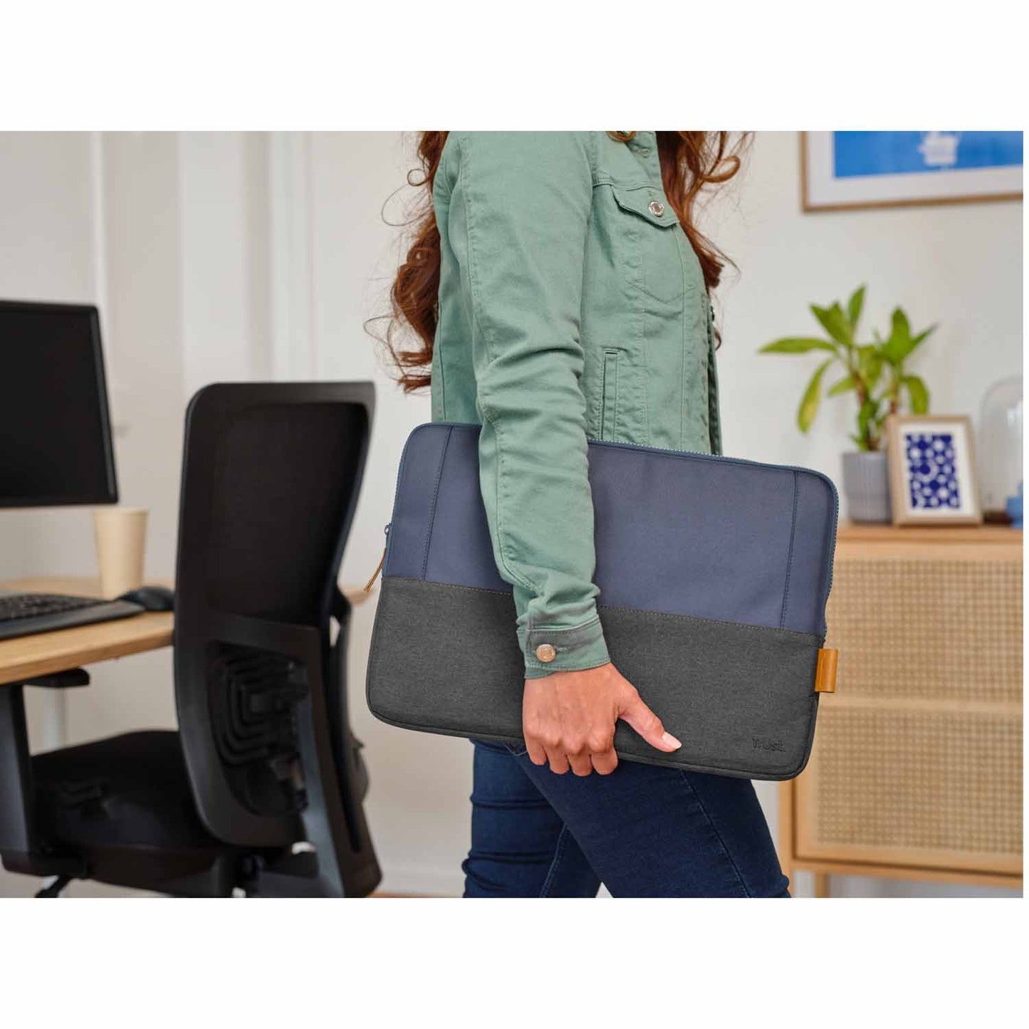 Lisboa Sleeve for laptop 16" Blue