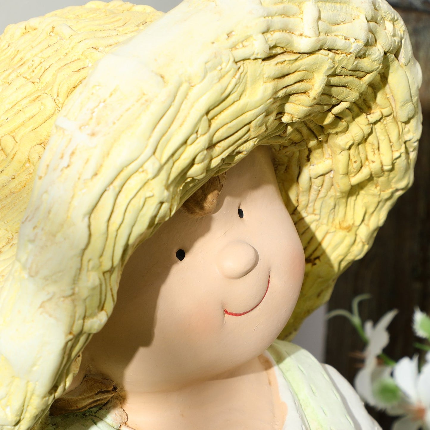 Weatherproof 43cm Straw Hat Boy Garden Statue Decor