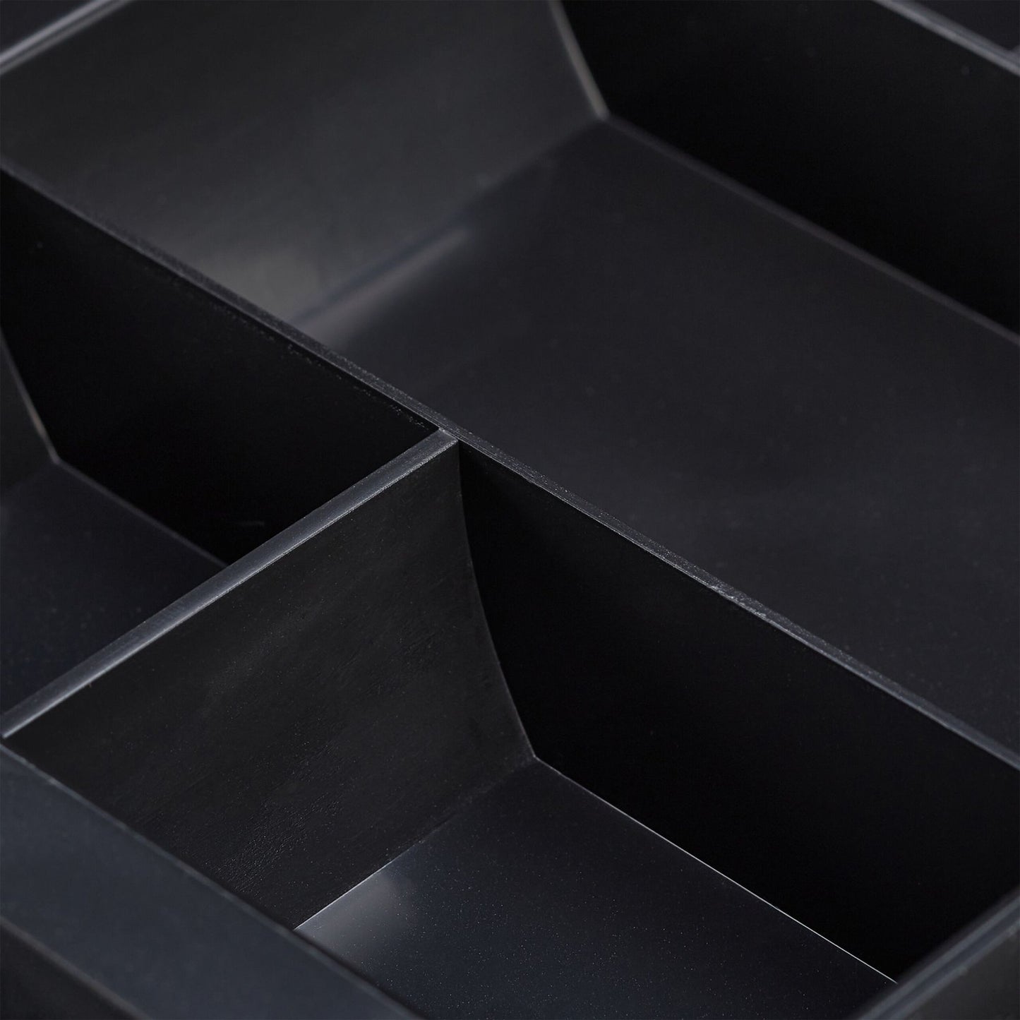 Lockable cash drawer