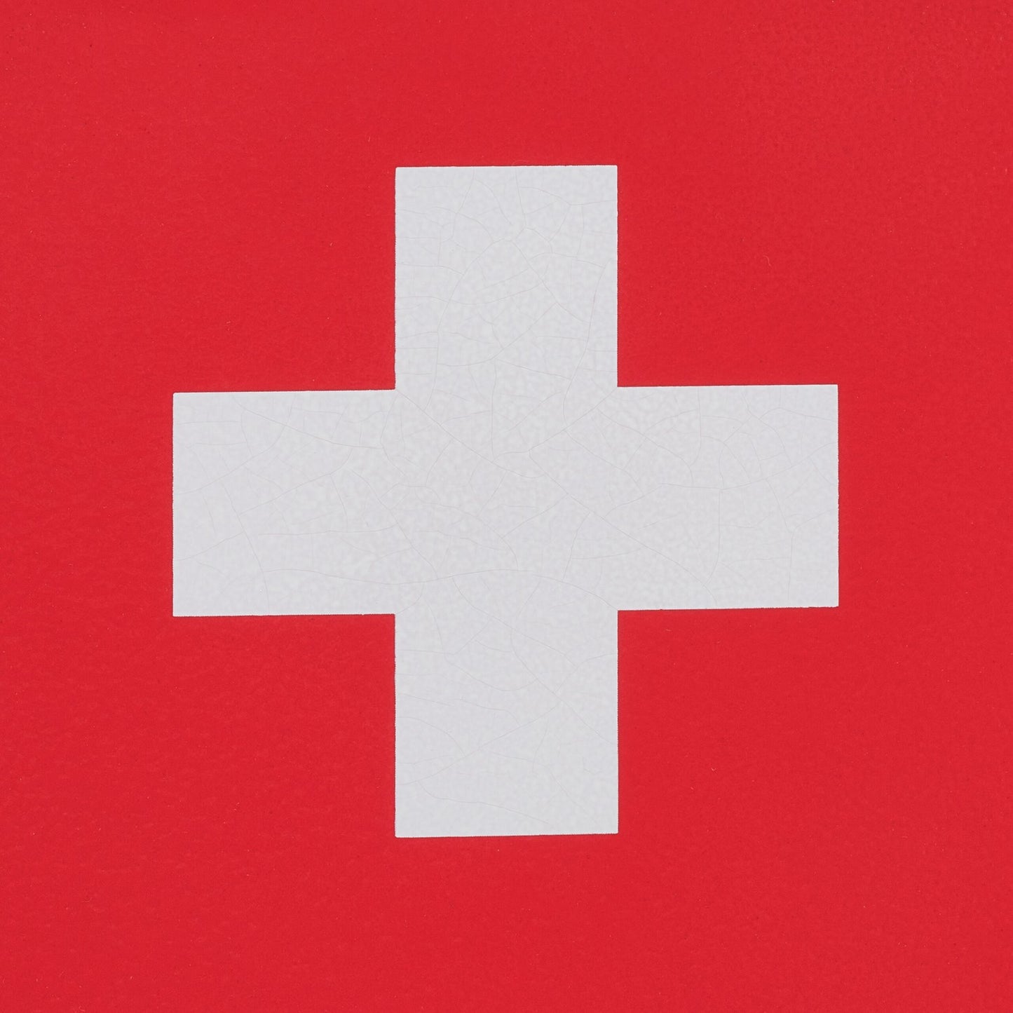 Lockable medicine cabinet