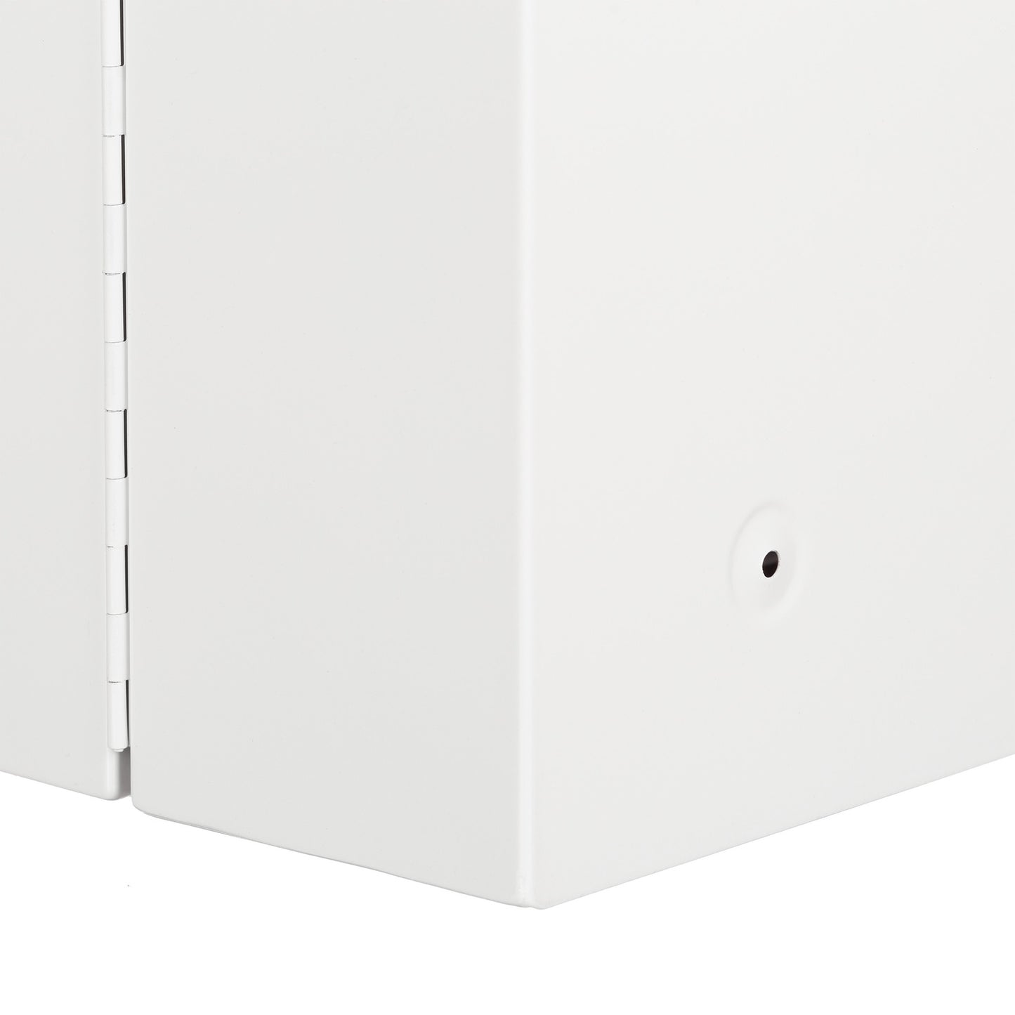 Lockable medicine cabinet