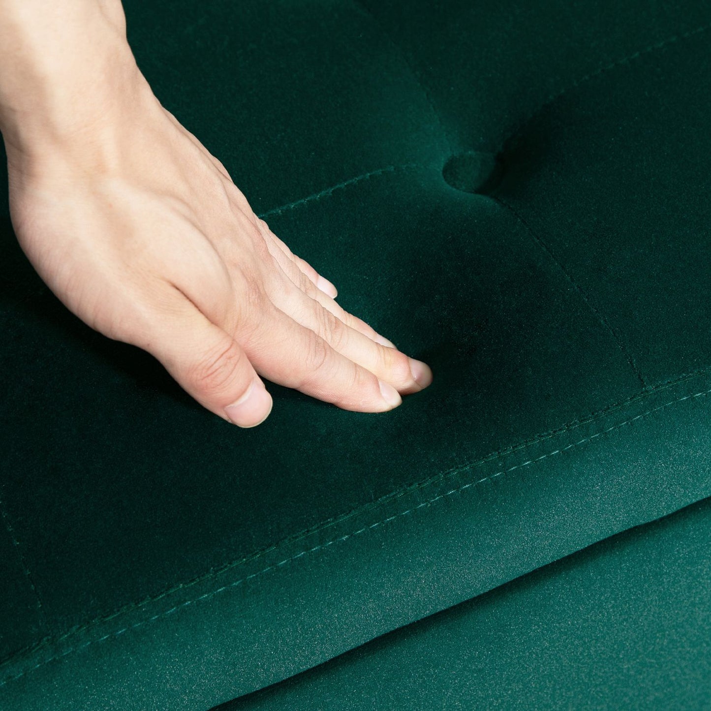 Green Velvet Storage bench with armrests - 107 x 42 x 65 cm