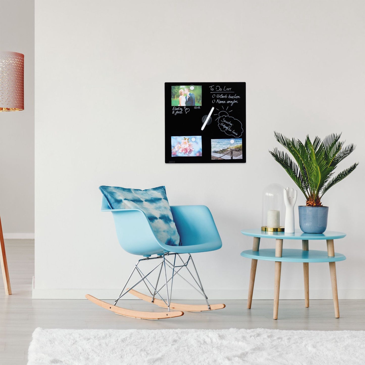 Magnetic board in black glass