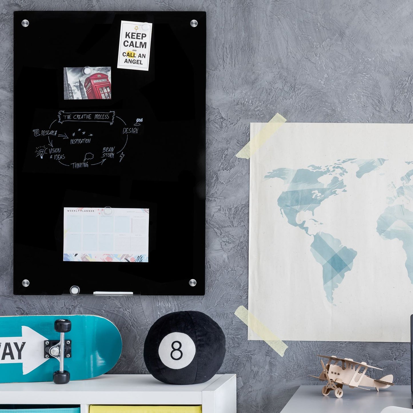 Magnetic glass board