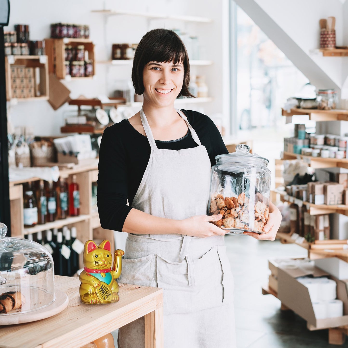 Maneki Neko waving cat 16 cm