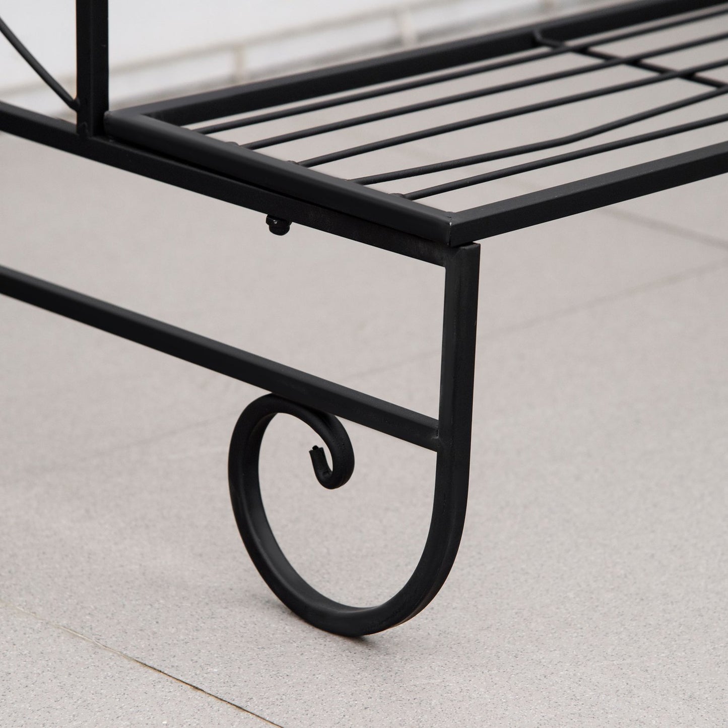 Black metal 3-tier plant stand for garden and balcony