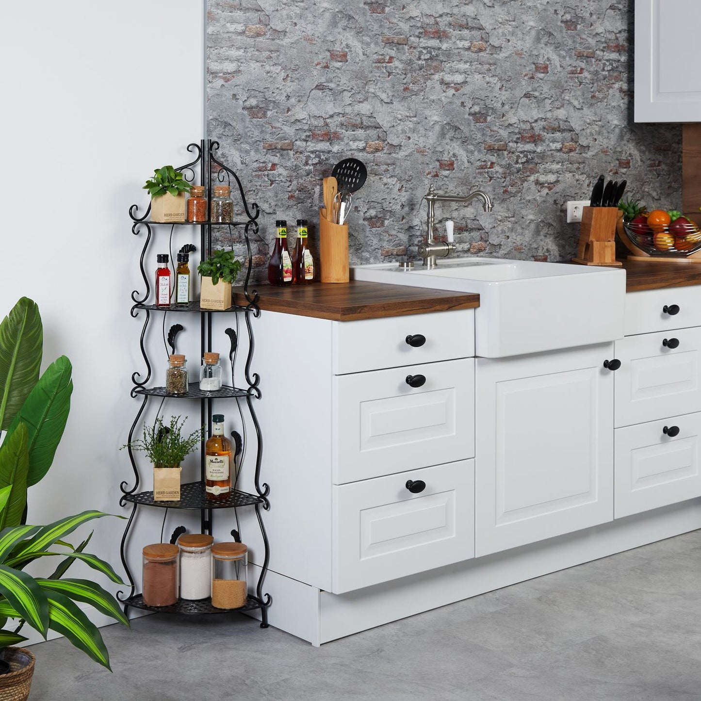 Metal corner shelf with 5 shelves