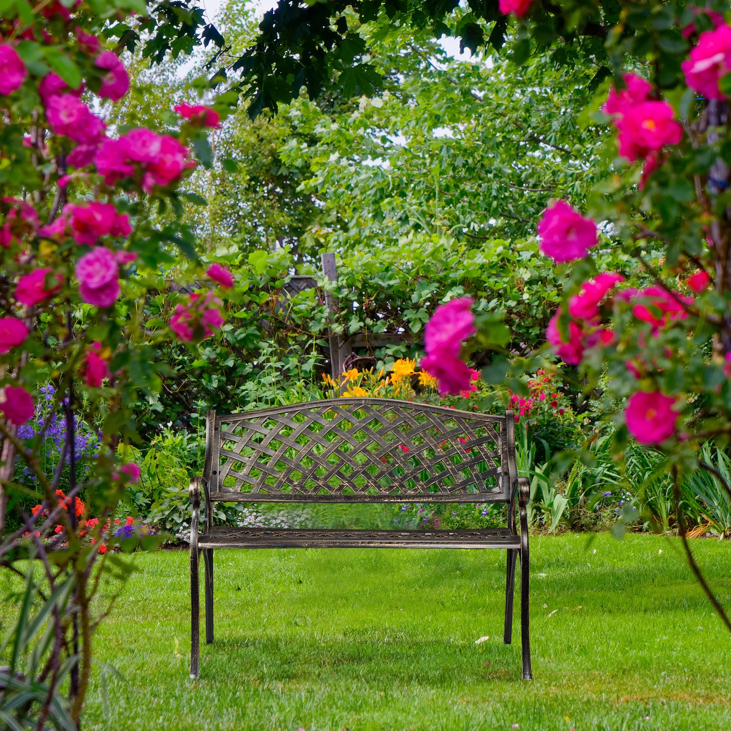 Metal garden bench in black and bronze