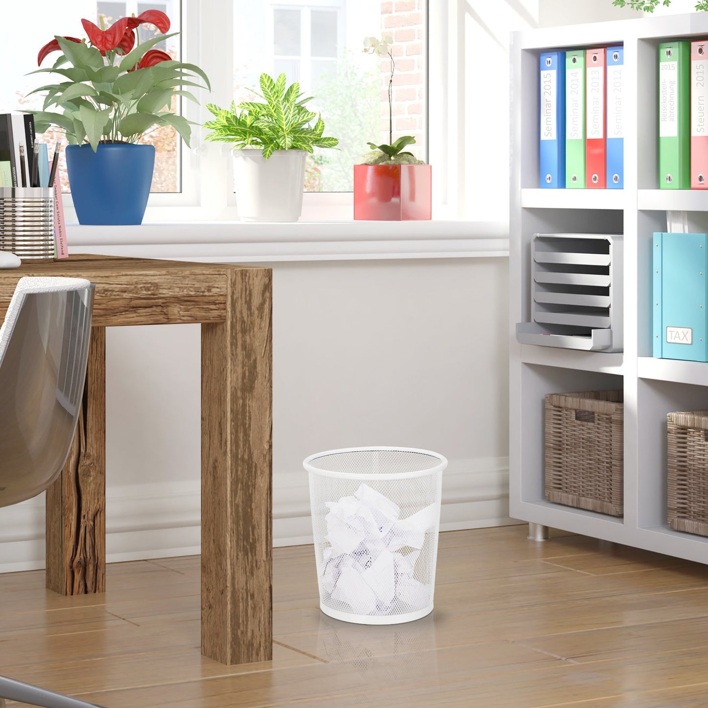 Metal wastebasket