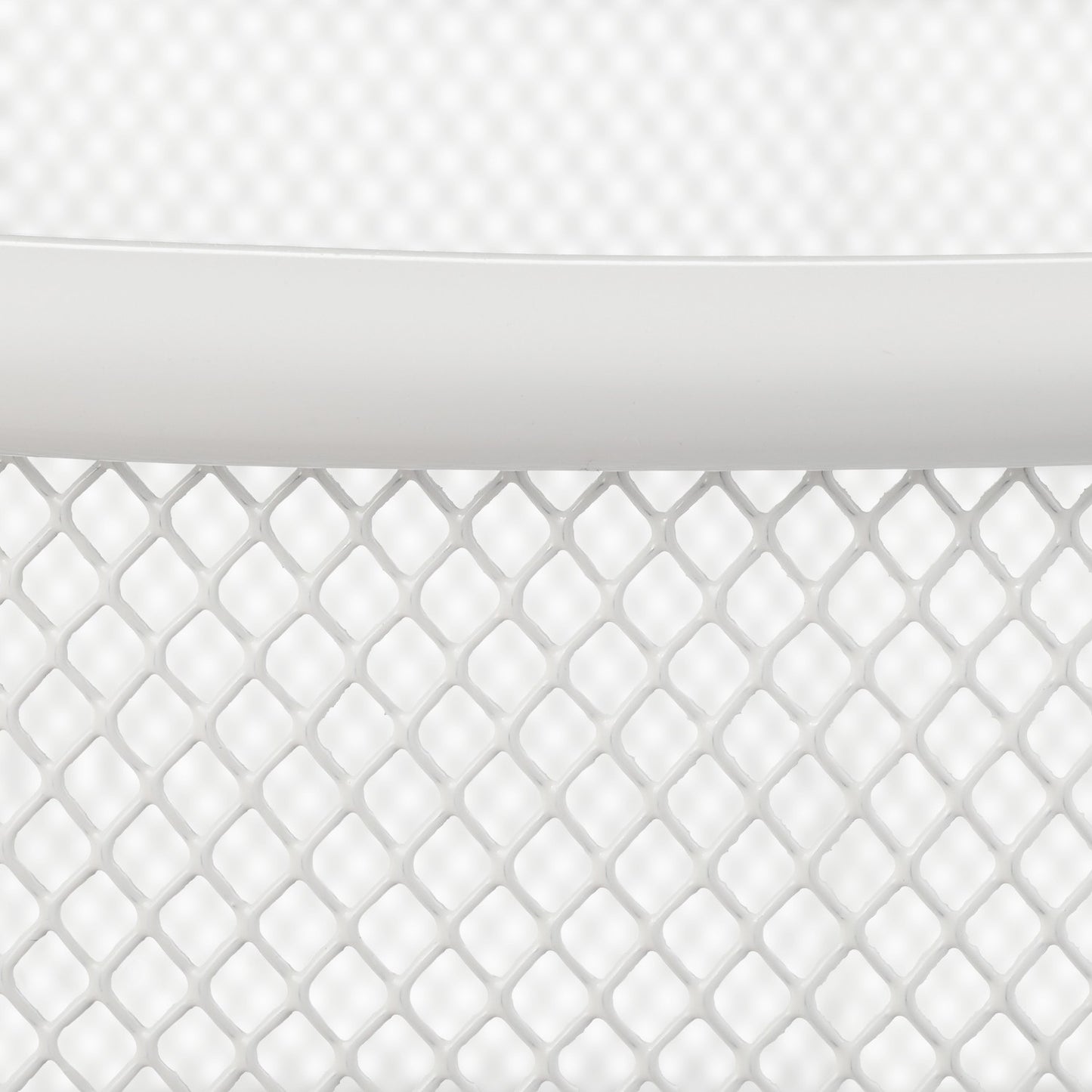 Metal wastebasket