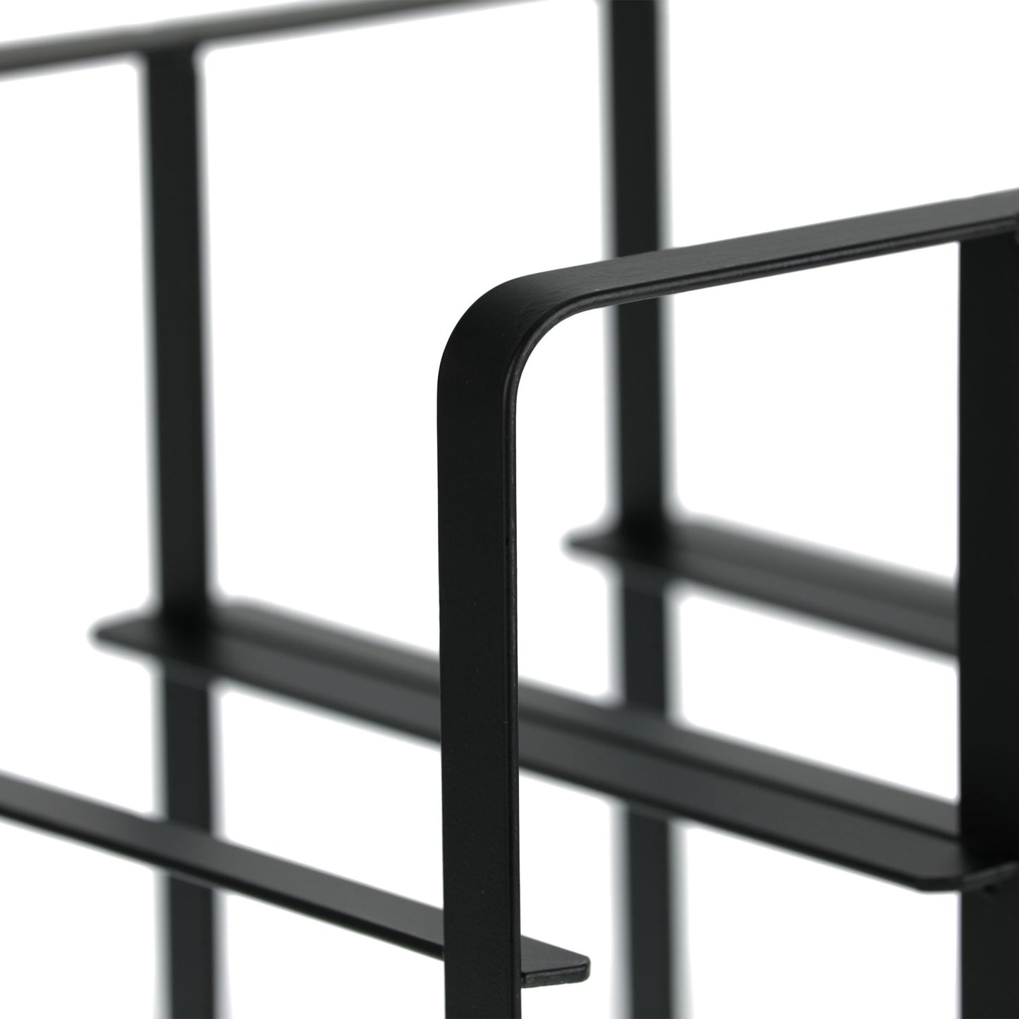 Metal wine rack for 9 bottles