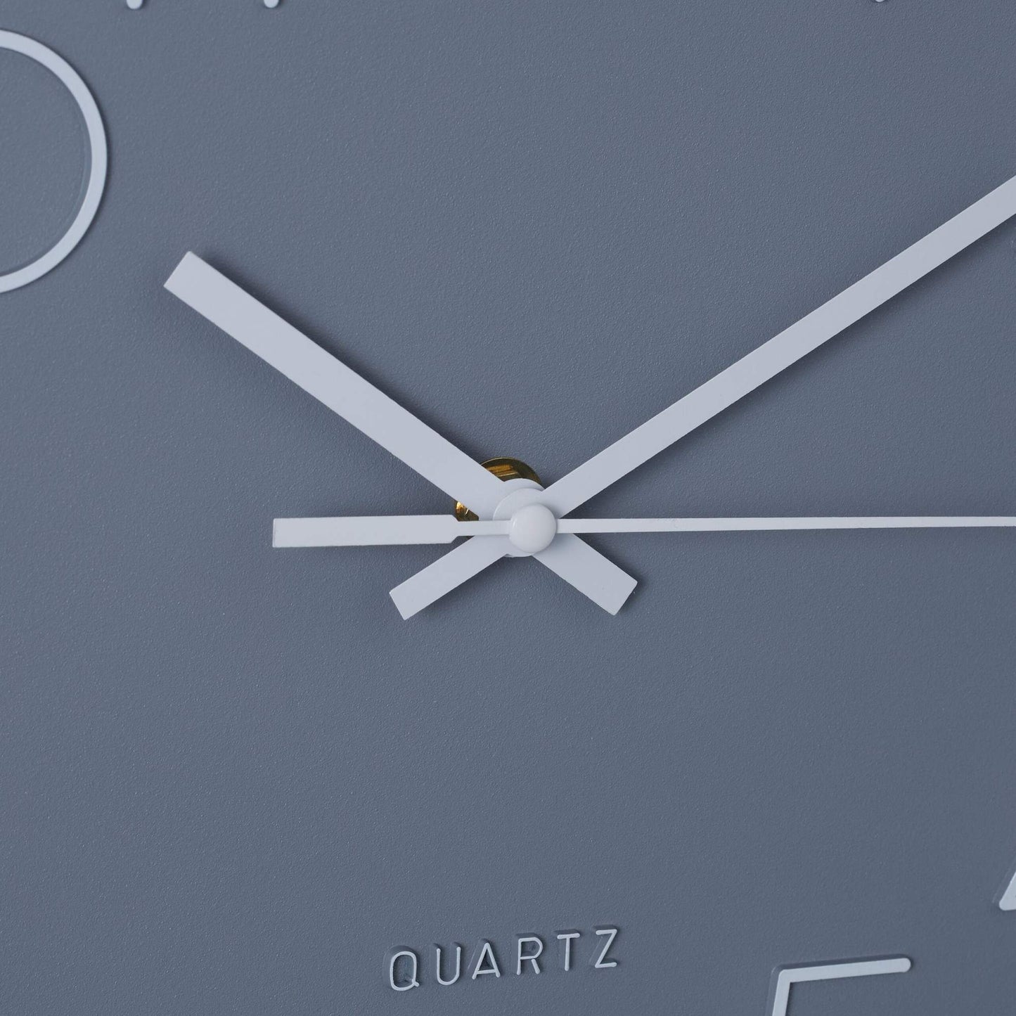 Modern wall clock