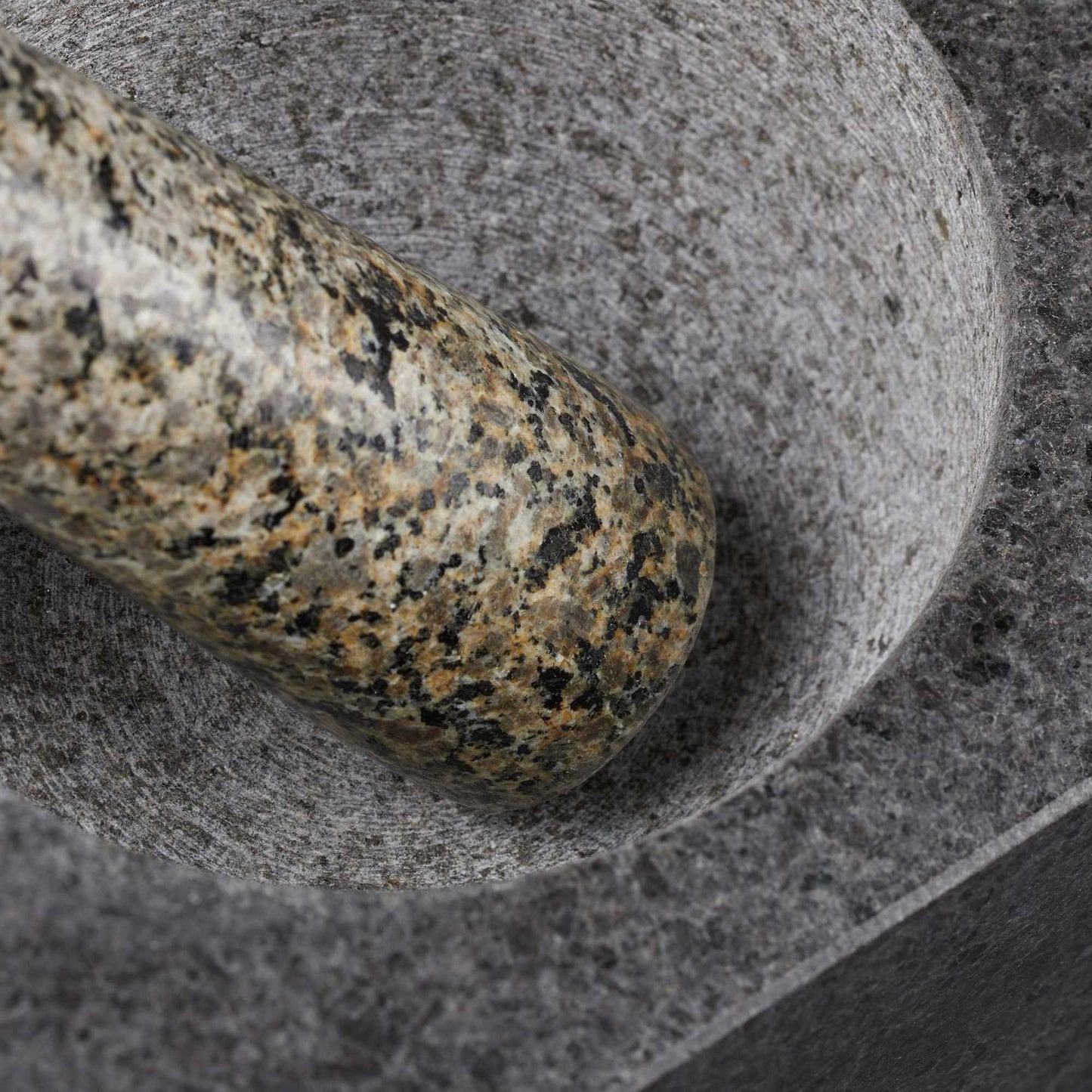 Mortar granite with impact
