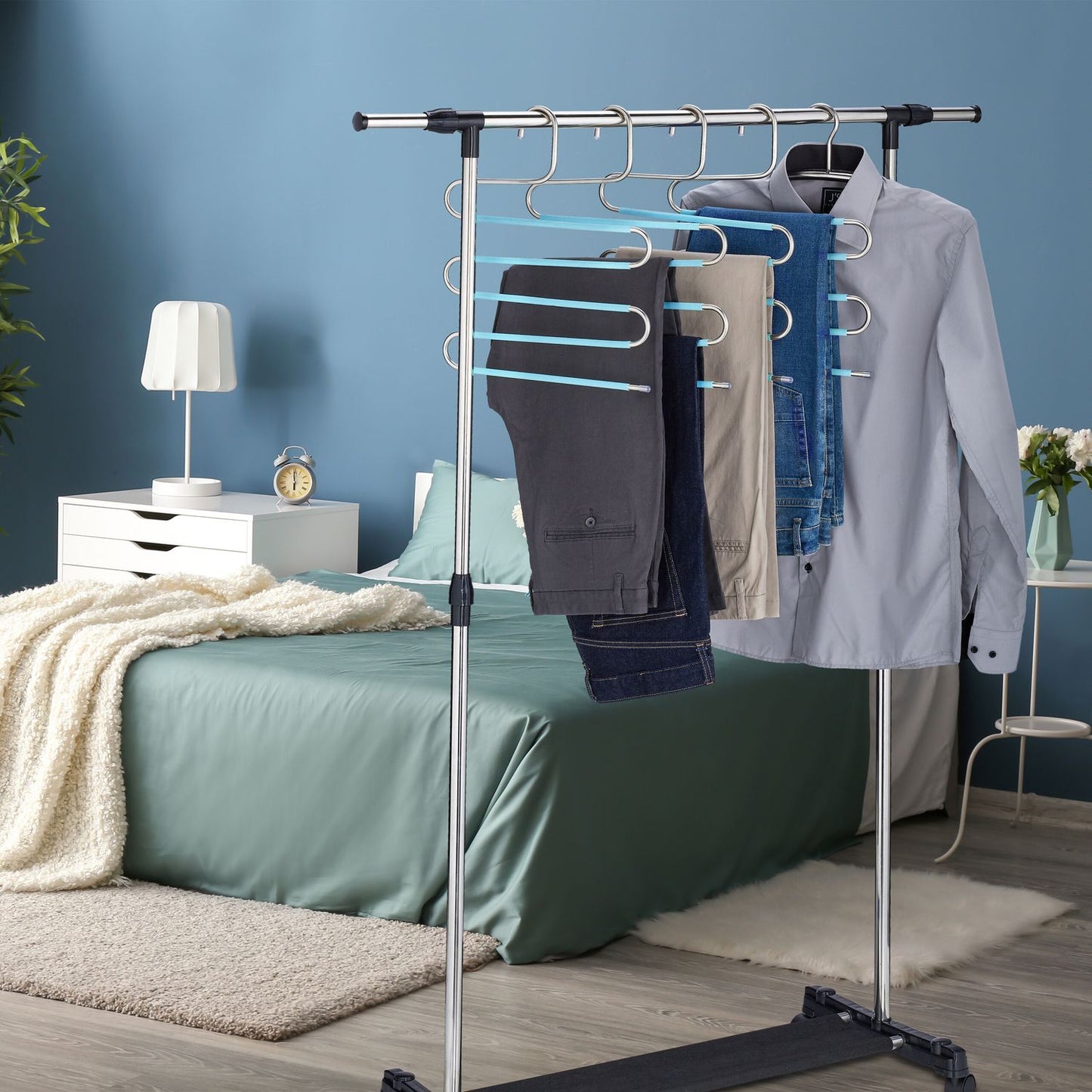 Multi Trouser Hangers, Non-Slip, Space-Saving, Set of 4