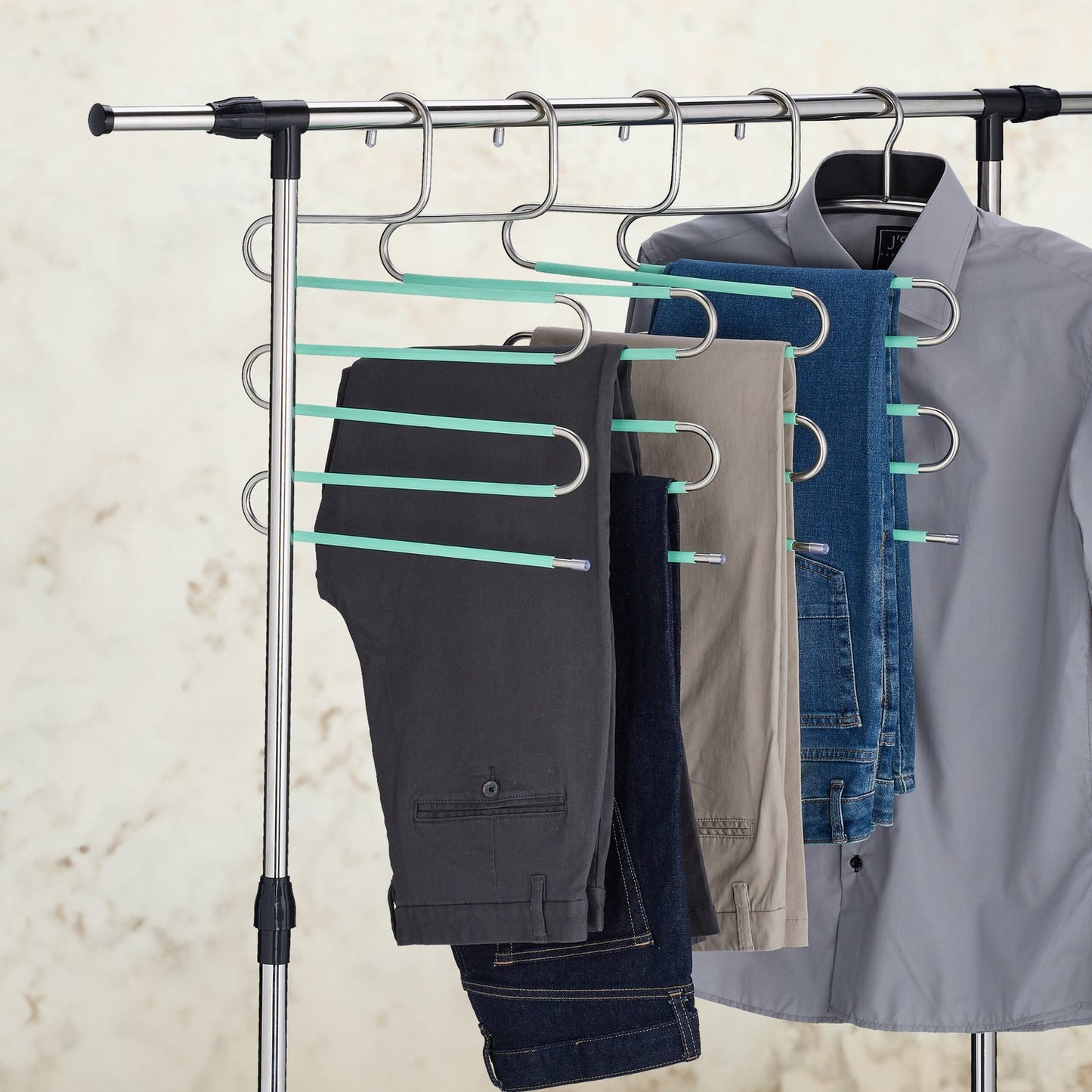 Multiple trouser hangers set of 4
