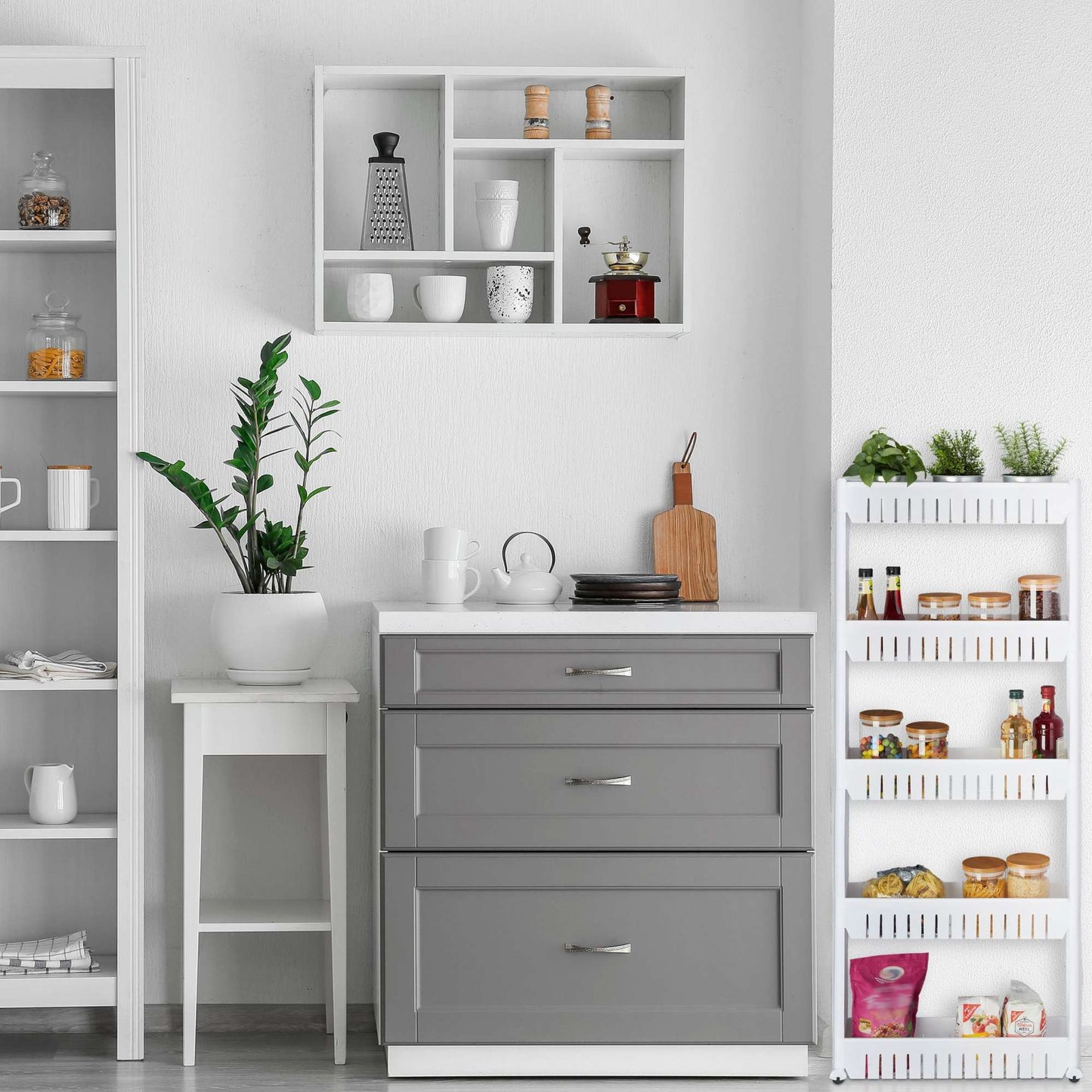 Narrow trolley with 5 shelves