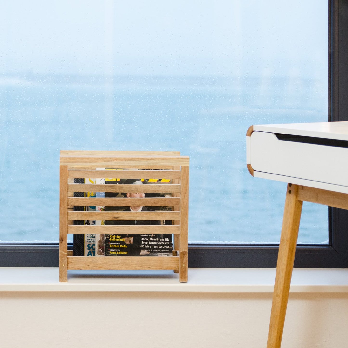 Newspaper stand walnut