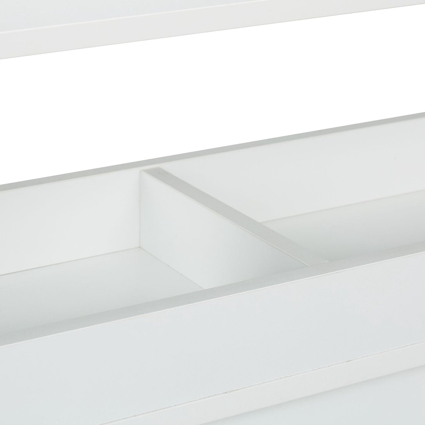 Niche cupboard with open compartments