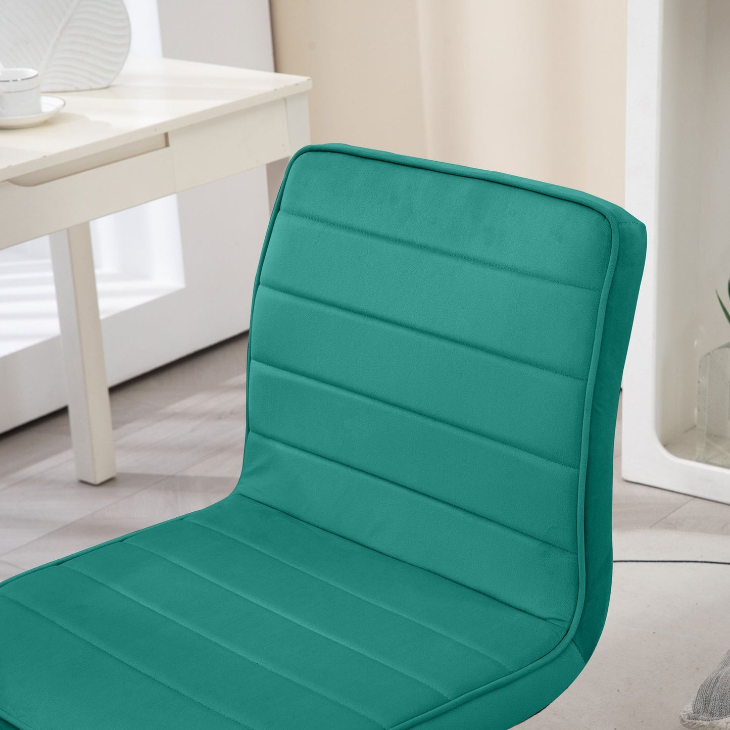 Adjustable velvet green office chair - no armrest, 120 kg capacity
