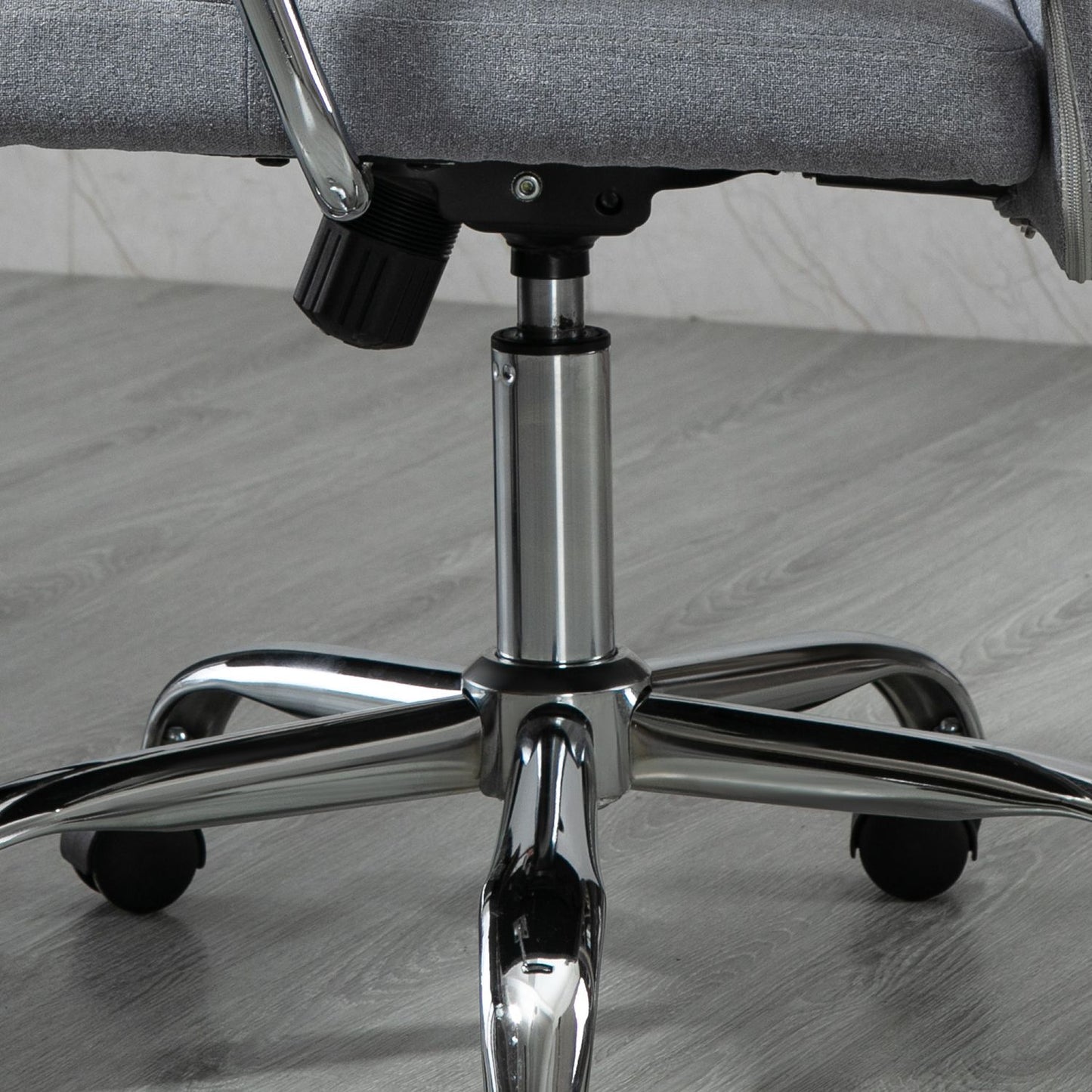 Ergonomic office chair, adjustable with headrest, light grey