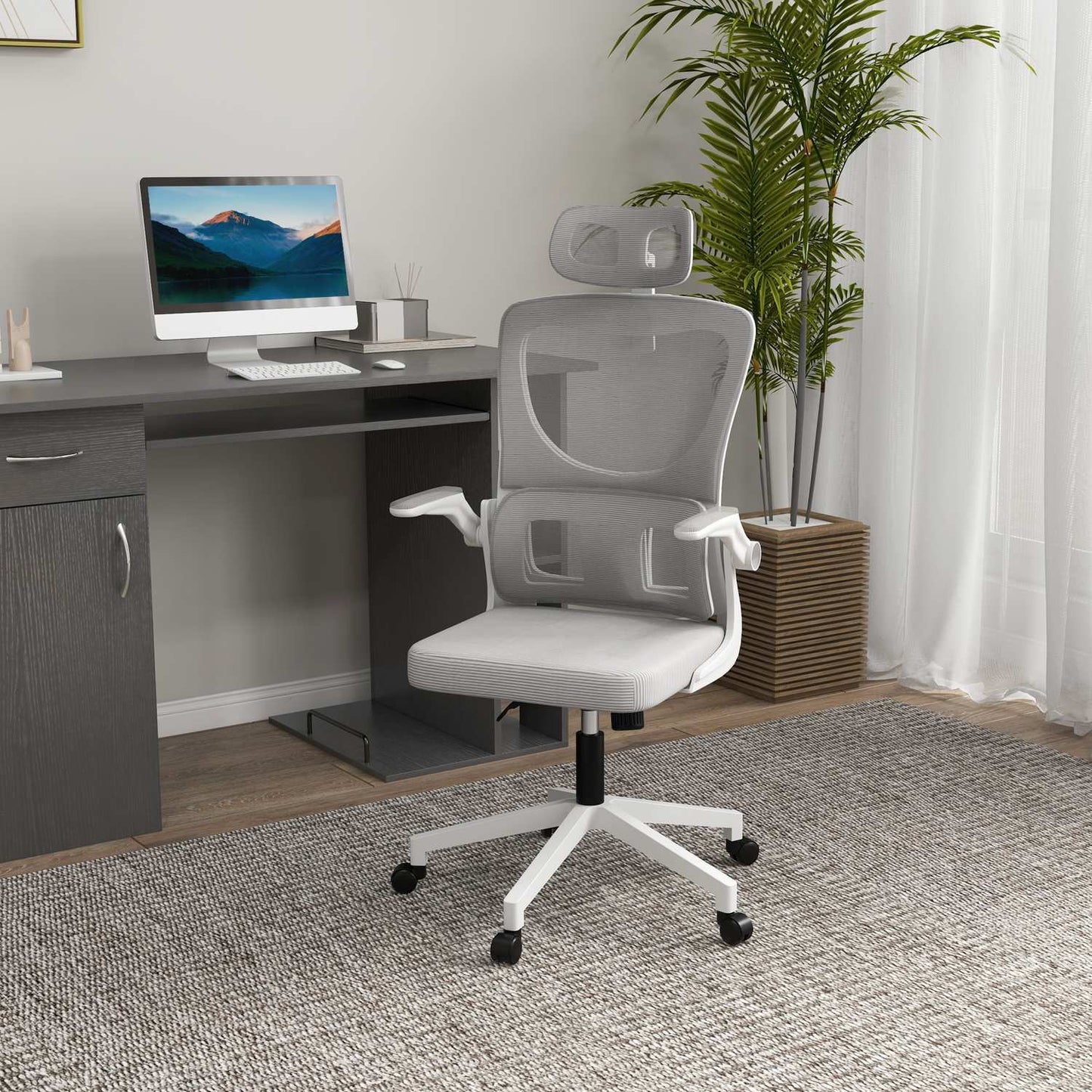 Ergonomic office chair, adjustable height, lumbar support