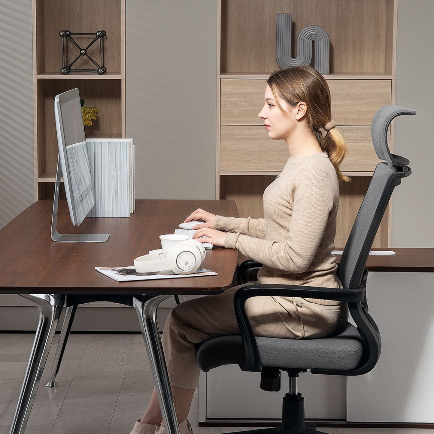 Office Chair with Adjustable Height, Wheels, Armrests, Grey