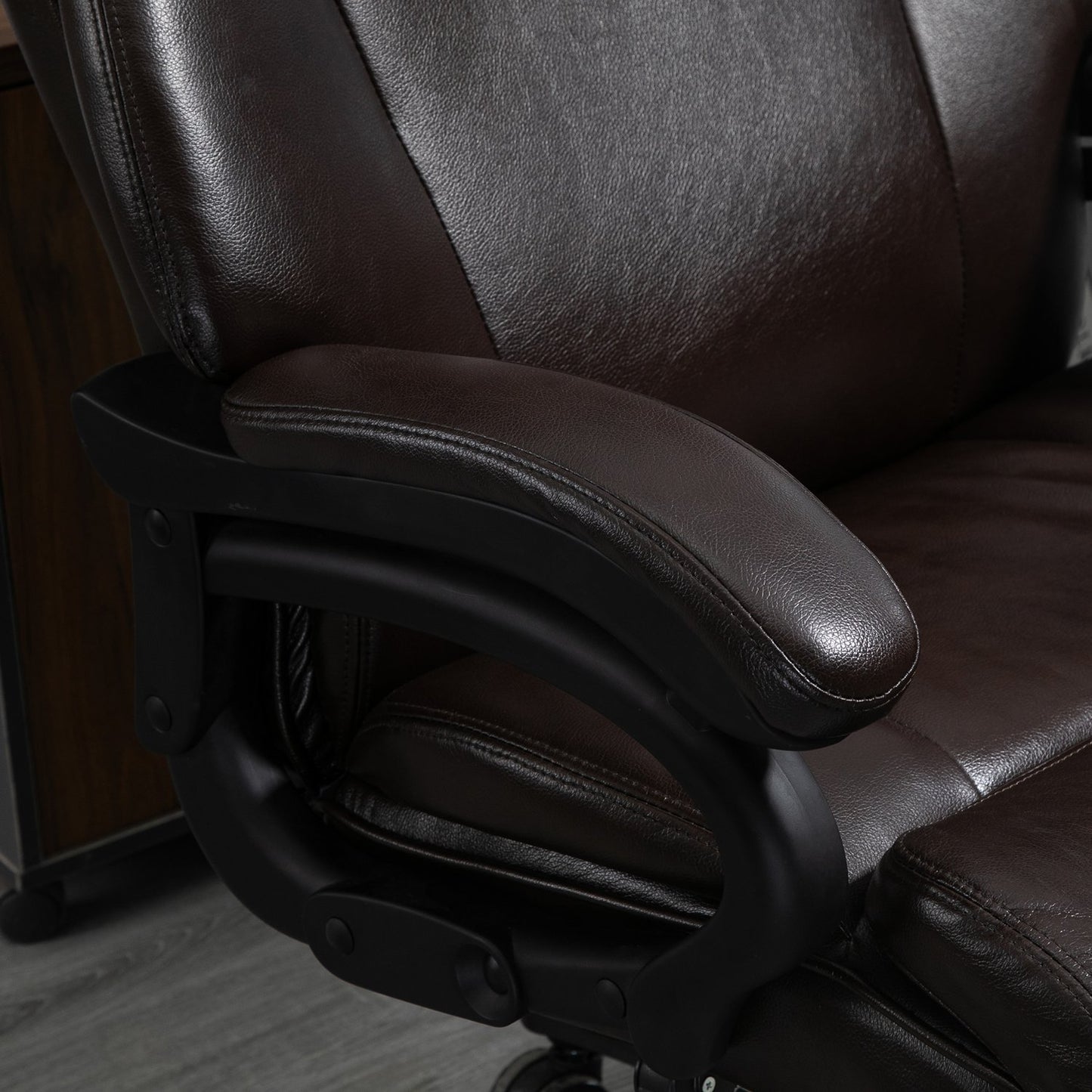 Ergonomic office chair, adjustable, 180 kg capacity