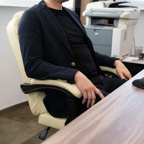 Office chair with footrest - white Malatec 23287