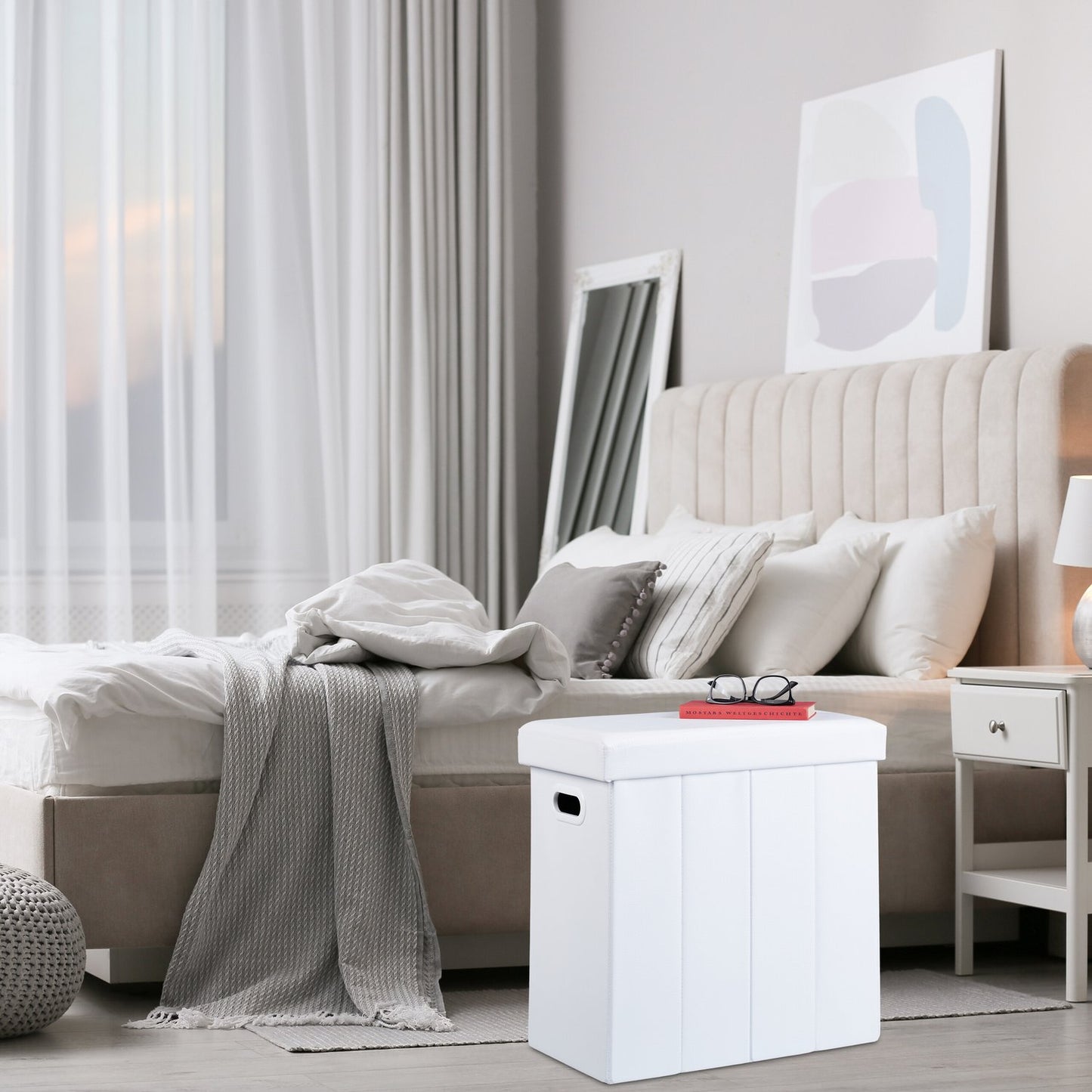 Ottoman in white artificial leather