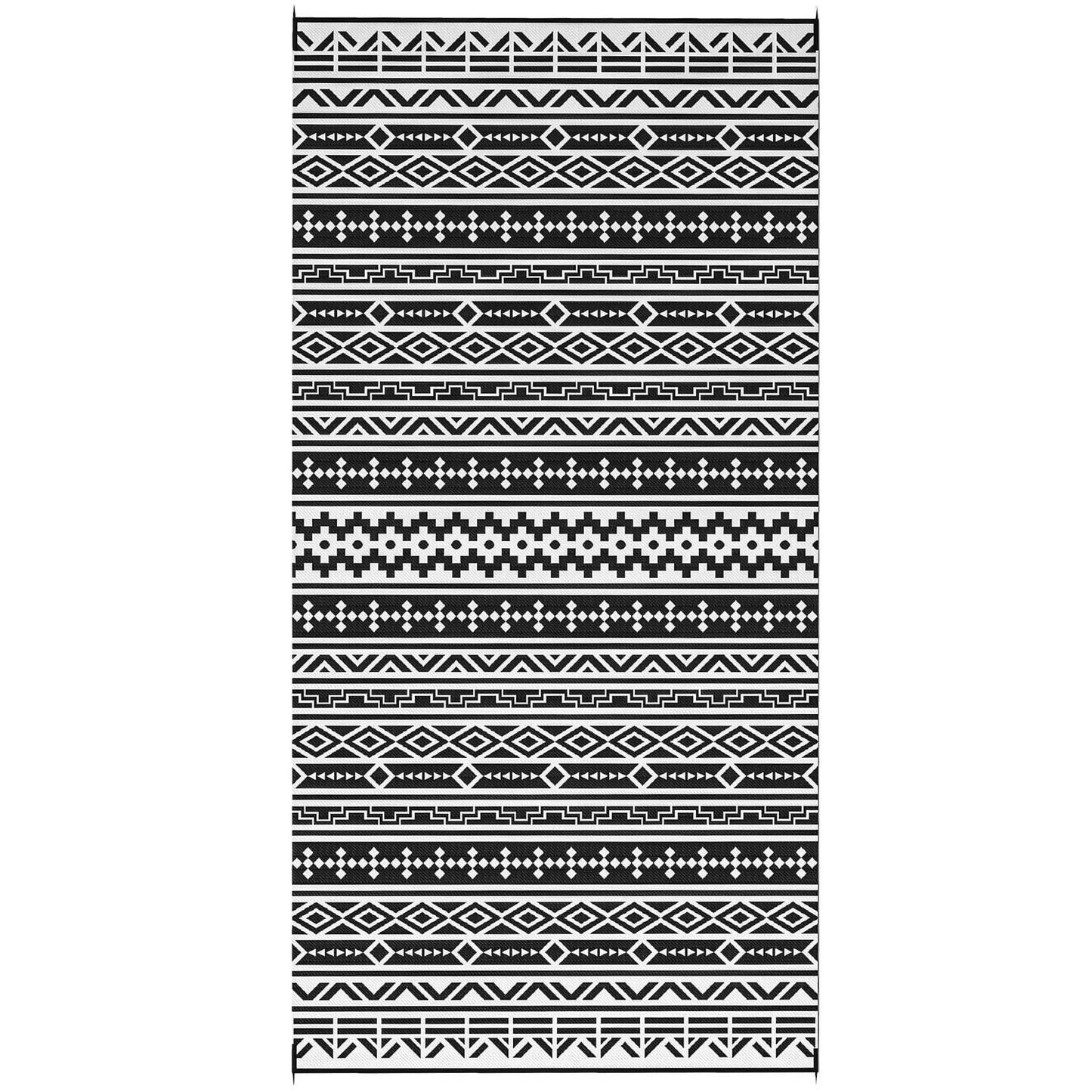 Weather resistant outdoor rug - Foldable black and white, 548x274 cm