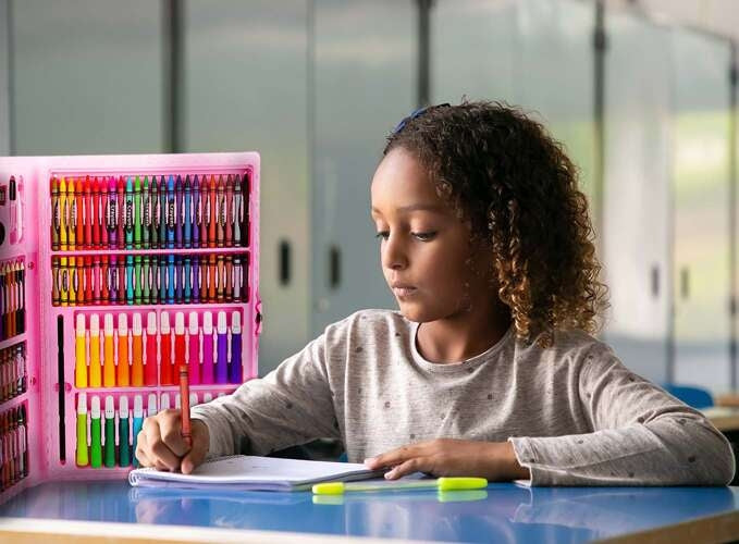 Painting kit in a case 168 pcs pink