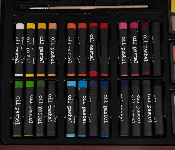 Painting set in a suitcase 143 pcs