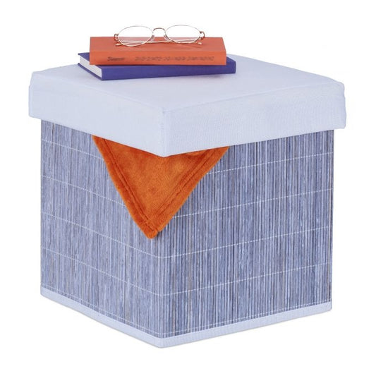 Pallet with storage space