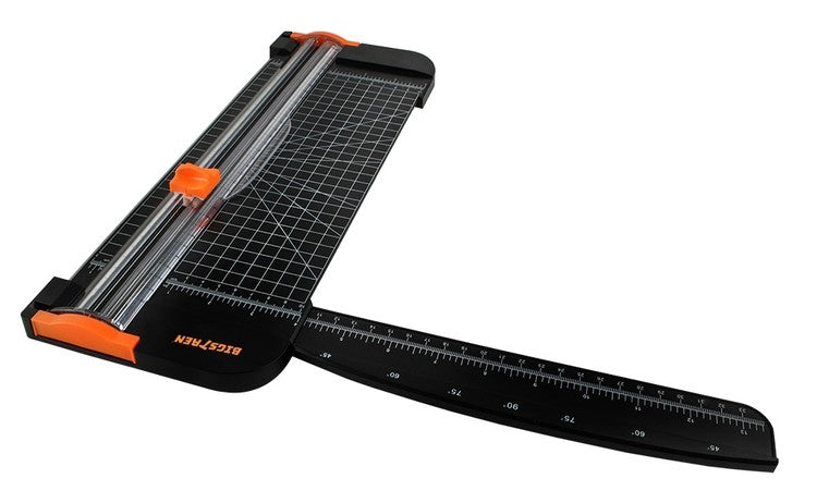 Paper cutter - trimmer