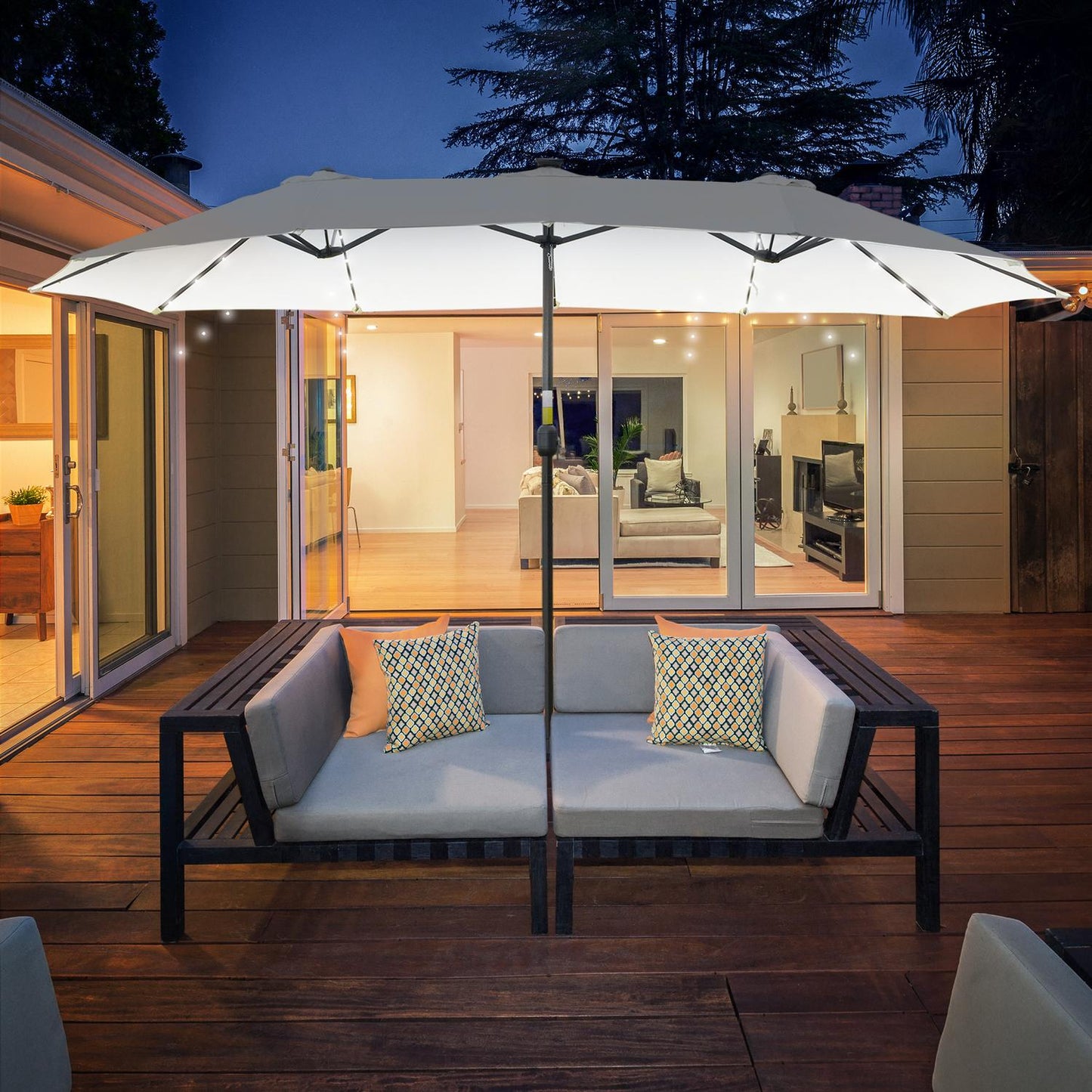 4.5 M double garden parasol with LED - Black & Cream