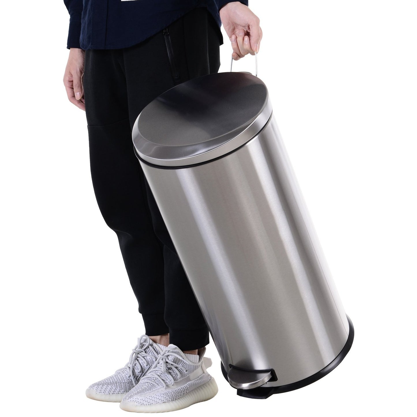30L pedal container in stainless steel with soft-closing lid