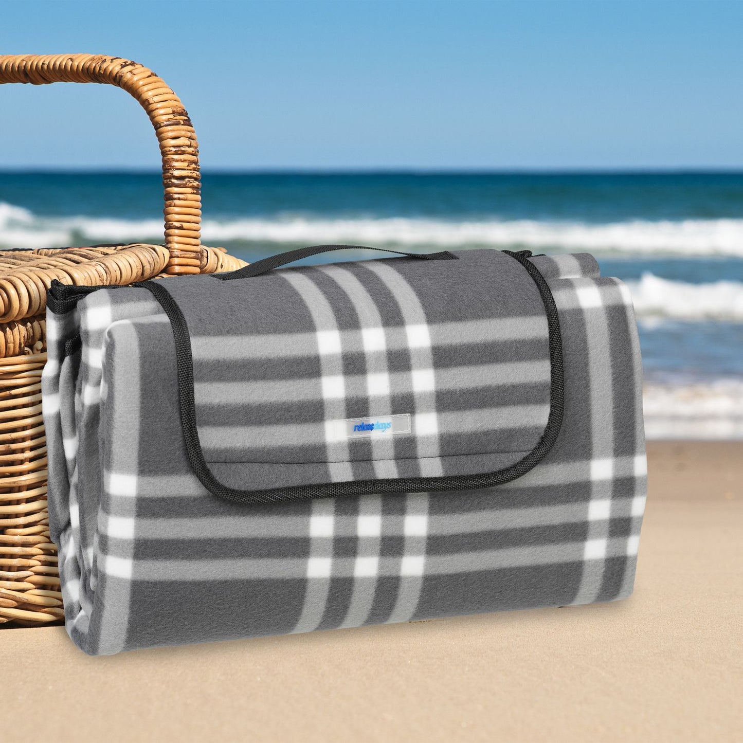 Picnic blanket 200 x 200 cm checkered