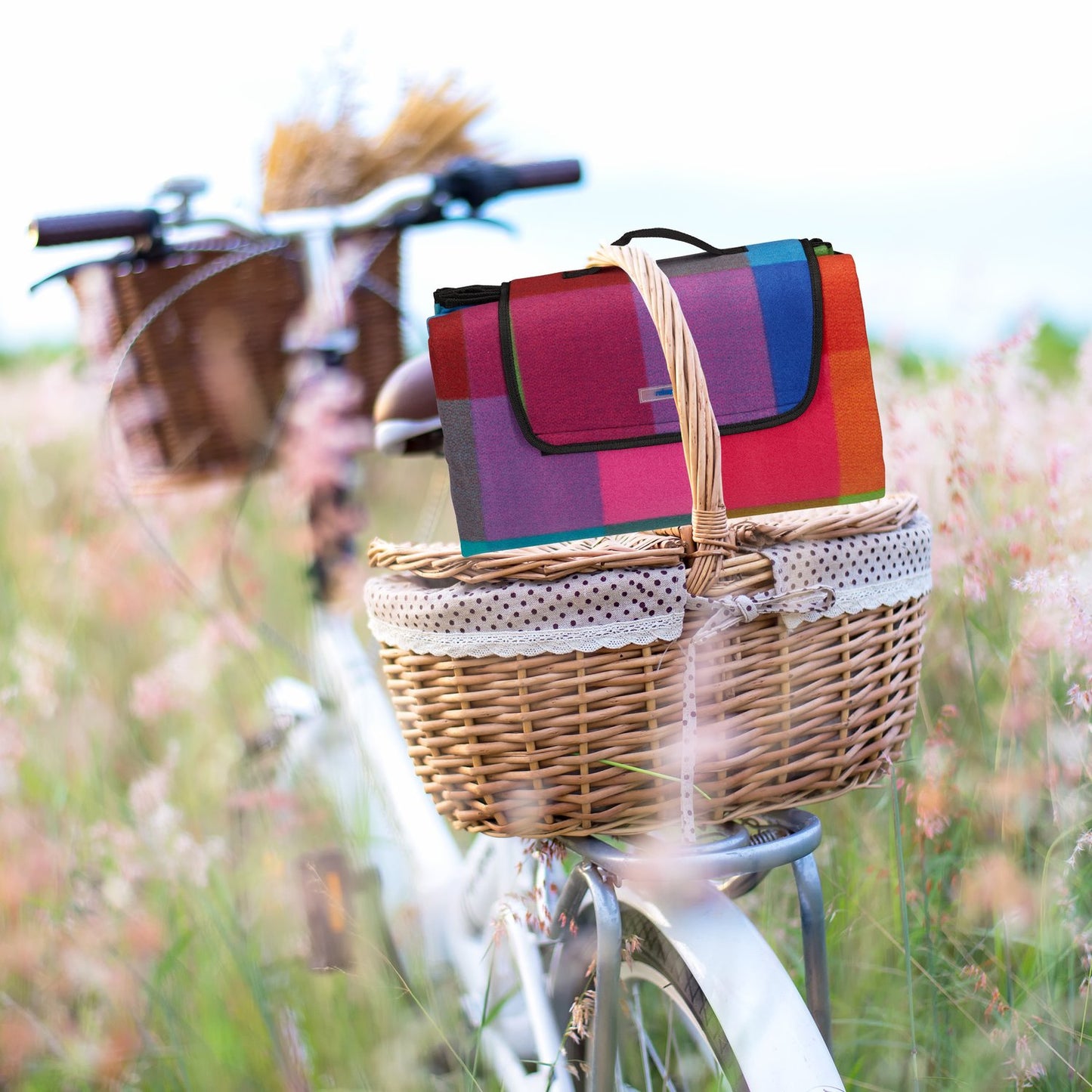 Picnic blanket 200 x 200 cm checkered