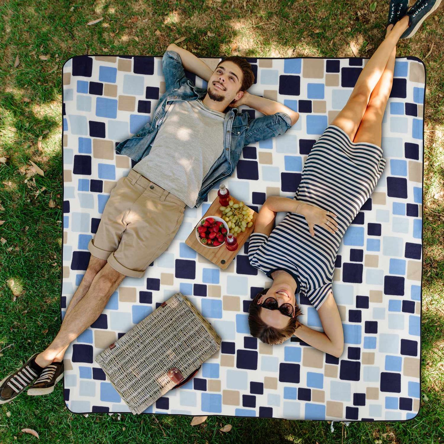 Picnic blanket 200 x 200 cm squares