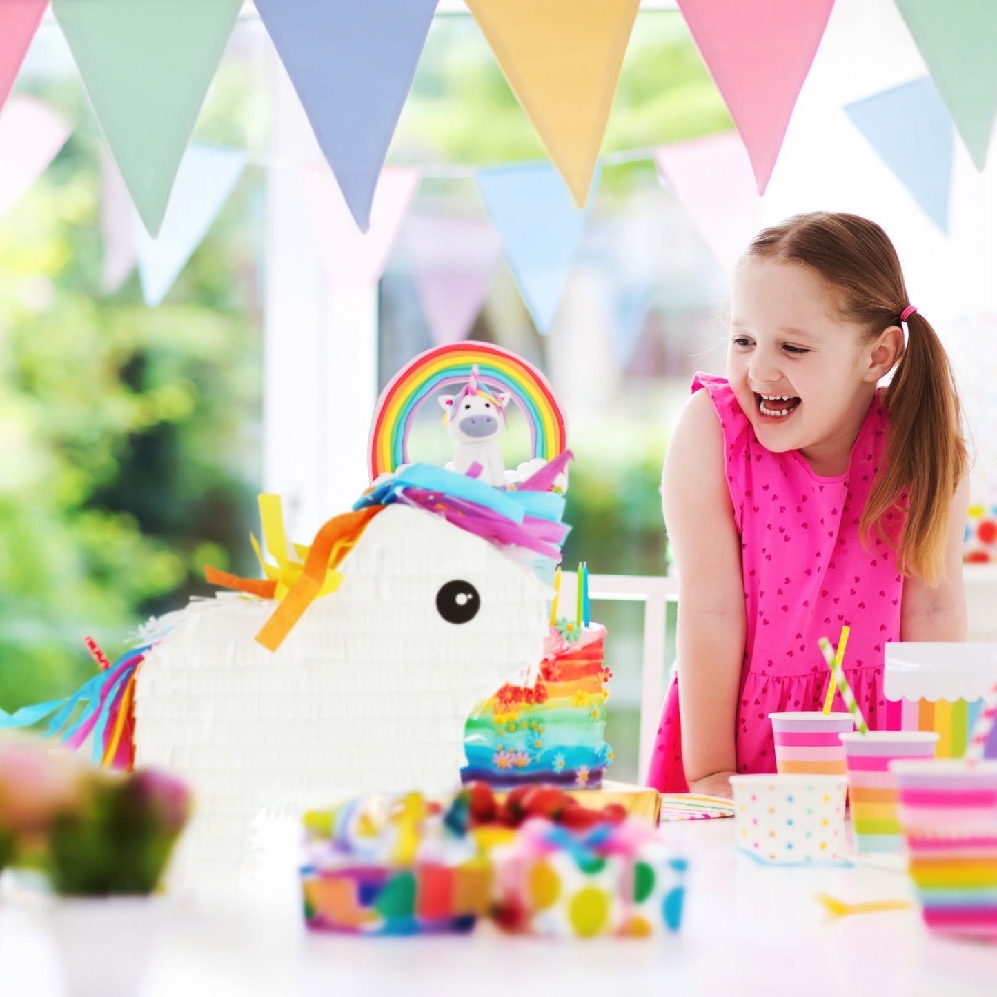 Pinata unicorn