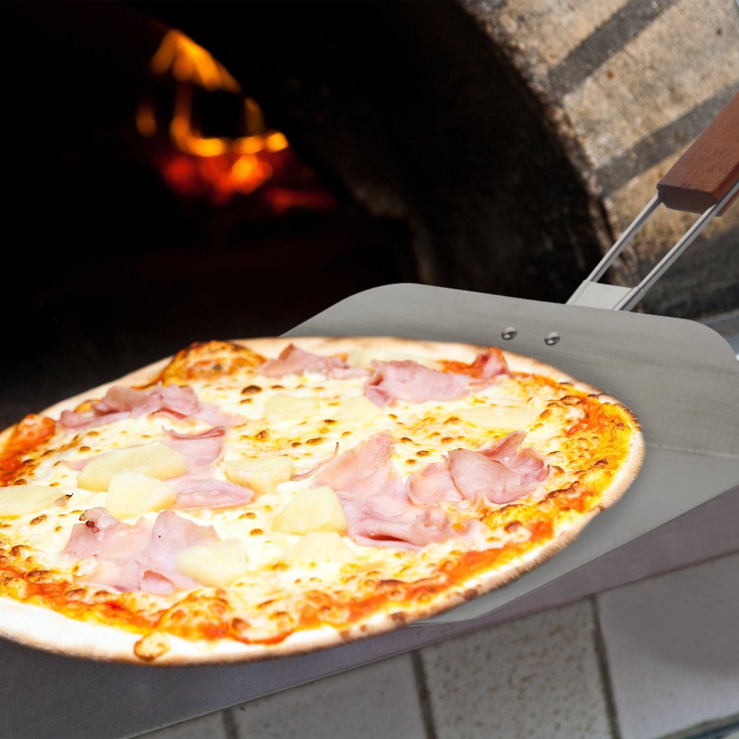 Pizza Slider with wooden handle