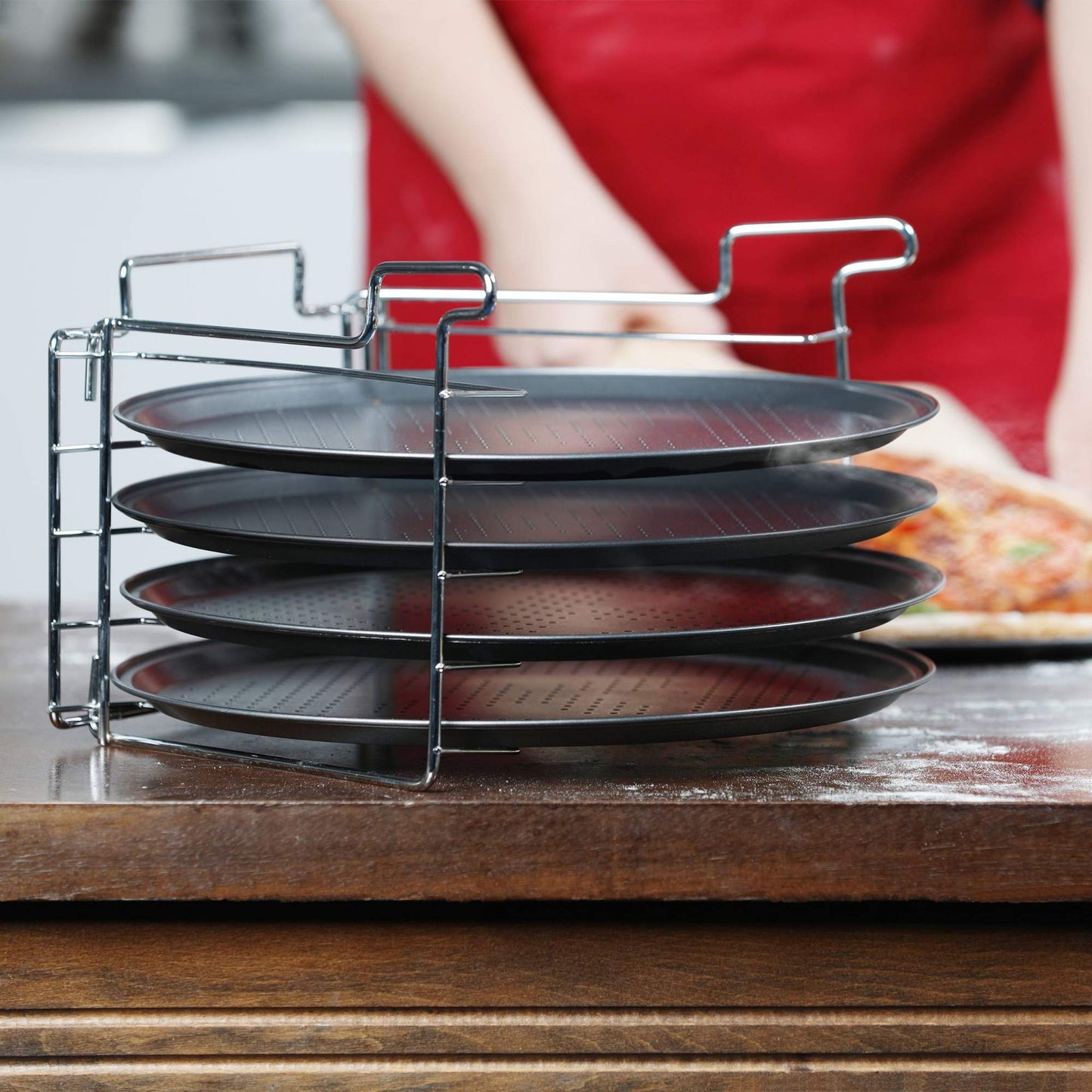 Pizza plate set of 4 with stand