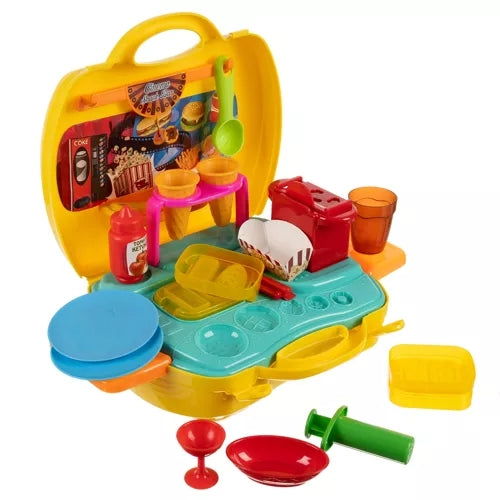 Plastic mass in a Kruzzel 23202 suitcase