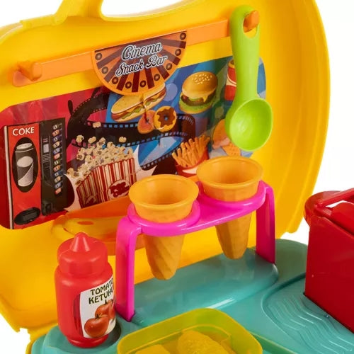 Plastic mass in a Kruzzel 23202 suitcase